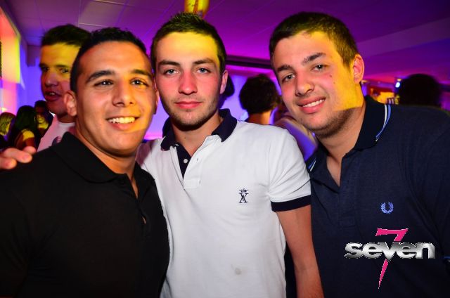 Cliquer pour voir l'image en taille réelle