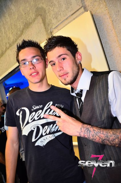 Cliquer pour voir l'image en taille réelle