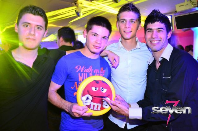 Cliquer pour voir l'image en taille réelle