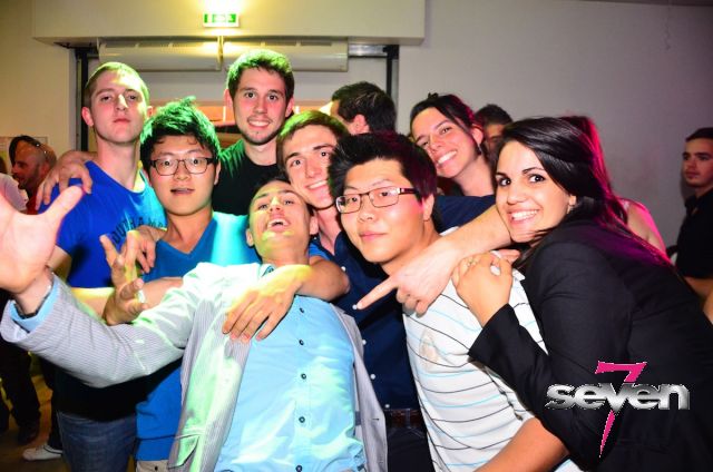 Cliquer pour voir l'image en taille réelle