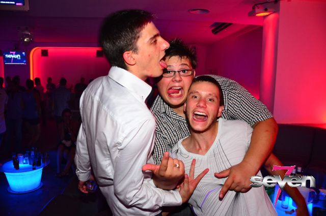 Cliquer pour voir l'image en taille réelle