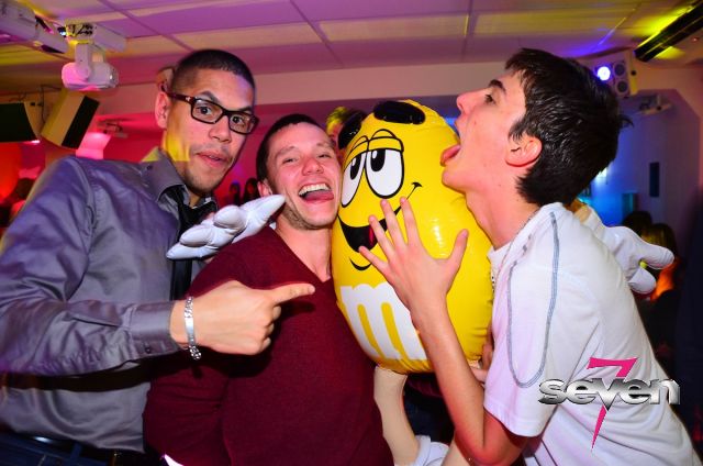 Cliquer pour voir l'image en taille réelle