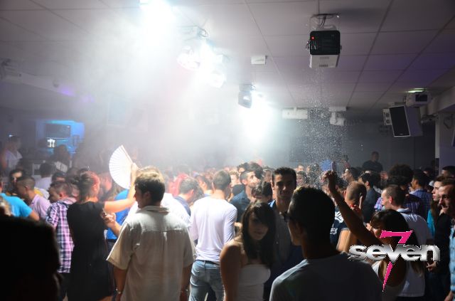 Cliquer pour voir l'image en taille réelle