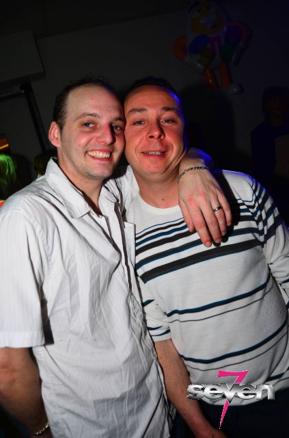 Cliquer pour voir l'image en taille réelle