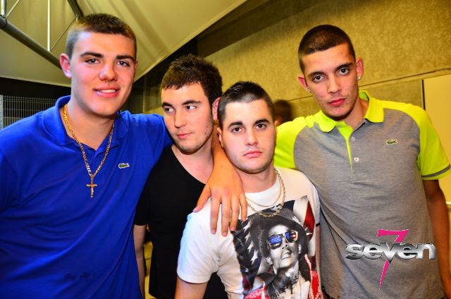 Cliquer pour voir l'image en taille réelle