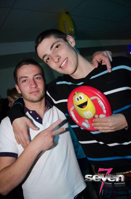 Cliquer pour voir l'image en taille réelle