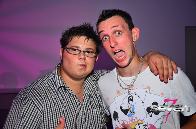 Cliquer pour voir l'image en taille réelle