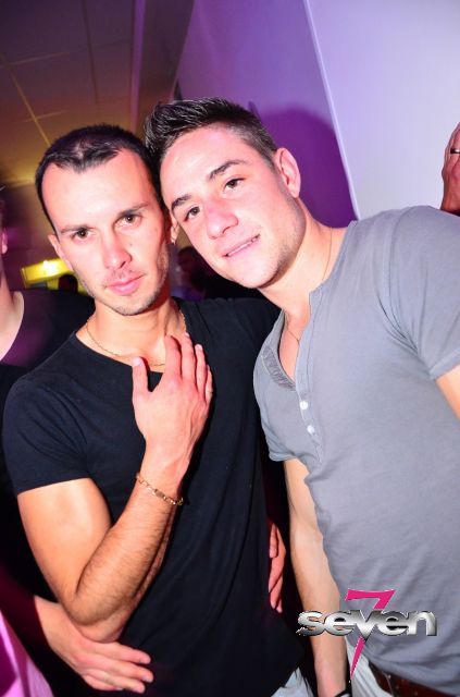 Cliquer pour voir l'image en taille réelle