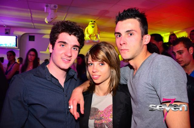 Cliquer pour voir l'image en taille réelle