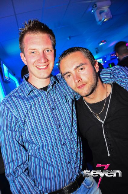 Cliquer pour voir l'image en taille réelle