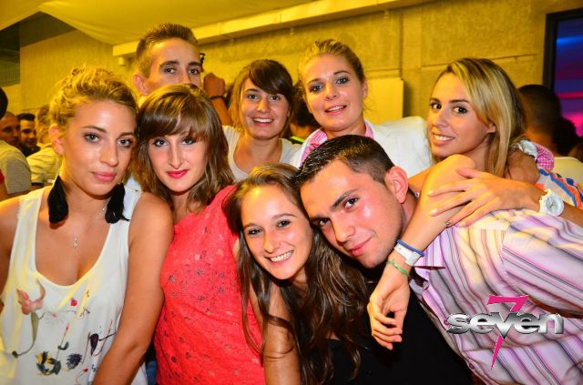 Cliquer pour voir l'image en taille réelle