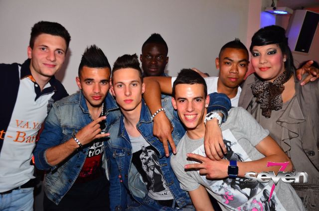 Cliquer pour voir l'image en taille réelle