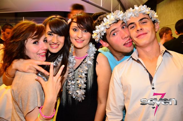 Cliquer pour voir l'image en taille réelle