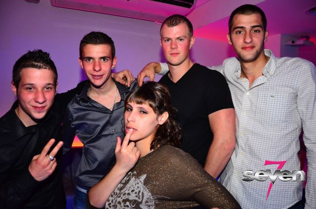 Cliquer pour voir l'image en taille réelle