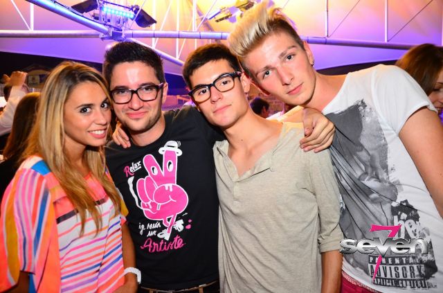 Cliquer pour voir l'image en taille réelle