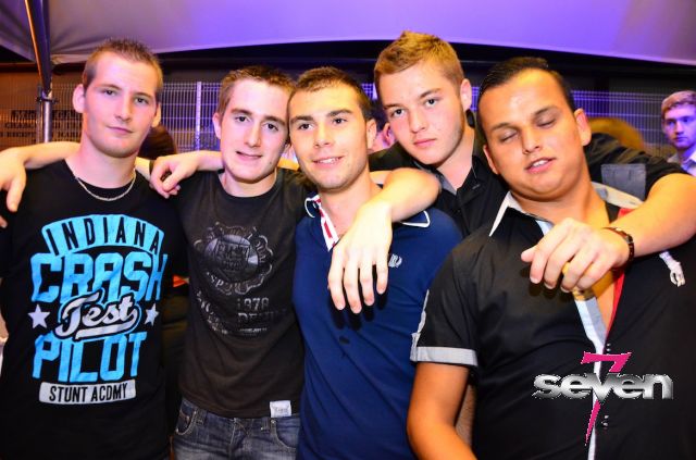 Cliquer pour voir l'image en taille réelle