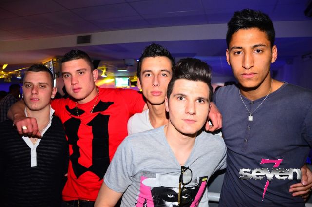 Cliquer pour voir l'image en taille réelle