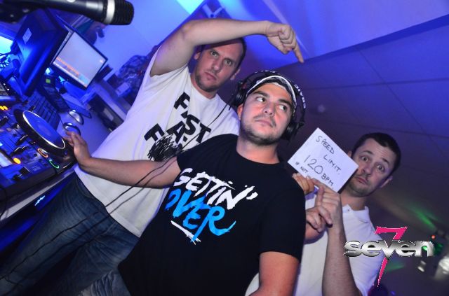 Cliquer pour voir l'image en taille réelle