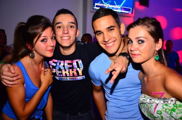 Cliquer pour voir l'image en taille réelle