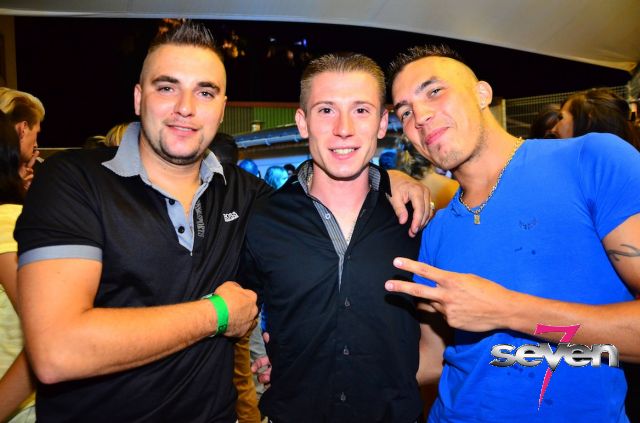 Cliquer pour voir l'image en taille réelle