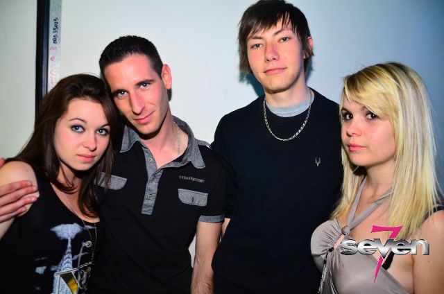 Cliquer pour voir l'image en taille réelle