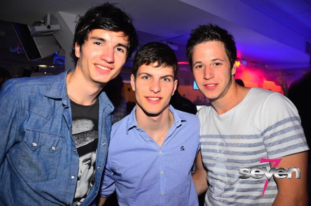 Cliquer pour voir l'image en taille réelle