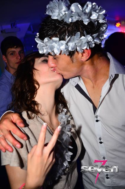 Cliquer pour voir l'image en taille réelle