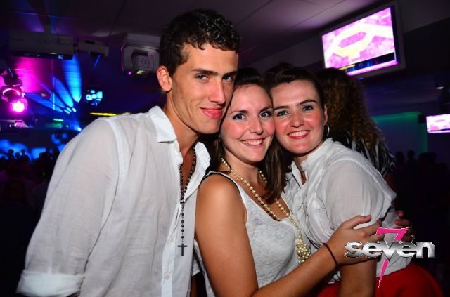 Cliquer pour voir l'image en taille réelle