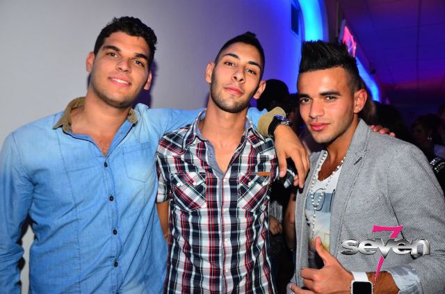 Cliquer pour voir l'image en taille réelle