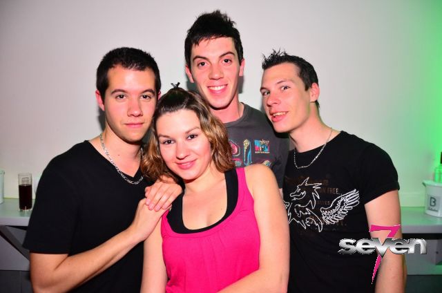 Cliquer pour voir l'image en taille réelle