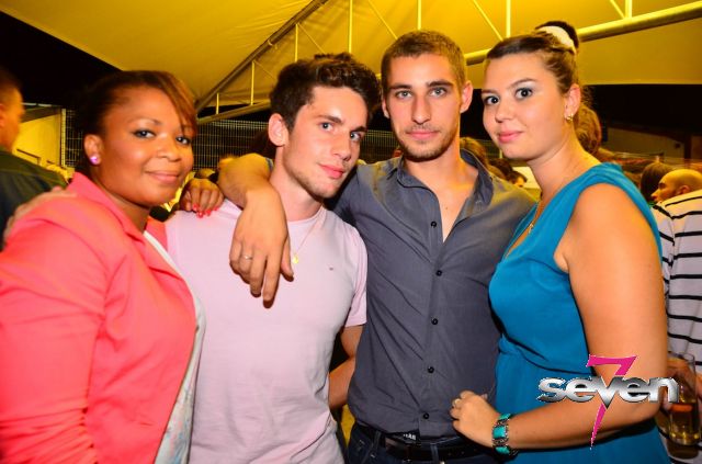 Cliquer pour voir l'image en taille réelle