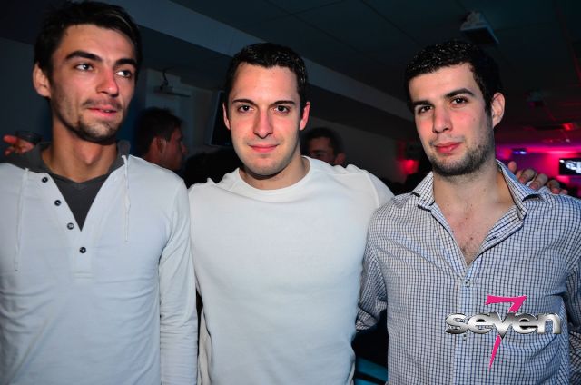 Cliquer pour voir l'image en taille réelle