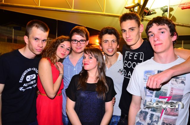 Cliquer pour voir l'image en taille réelle