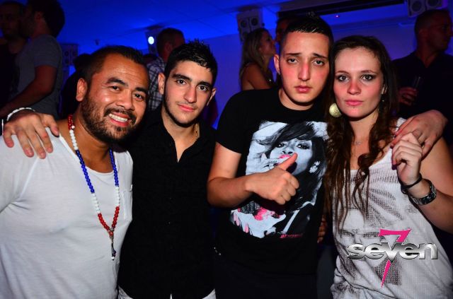 Cliquer pour voir l'image en taille réelle