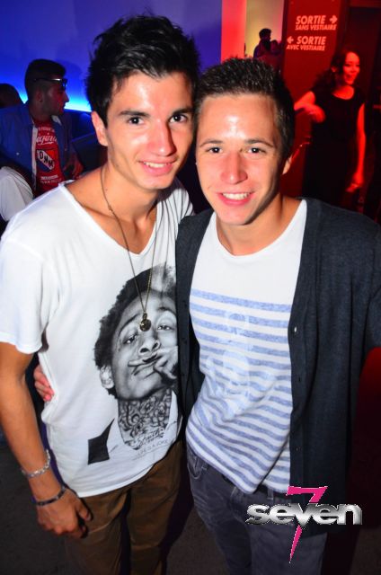 Cliquer pour voir l'image en taille réelle