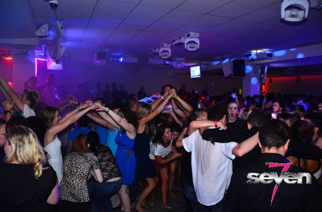 Cliquer pour voir l'image en taille réelle