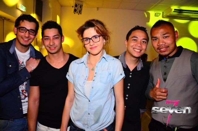 Cliquer pour voir l'image en taille réelle