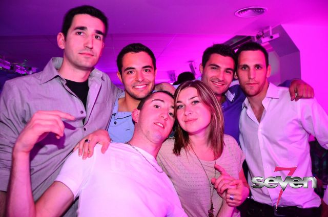 Cliquer pour voir l'image en taille réelle