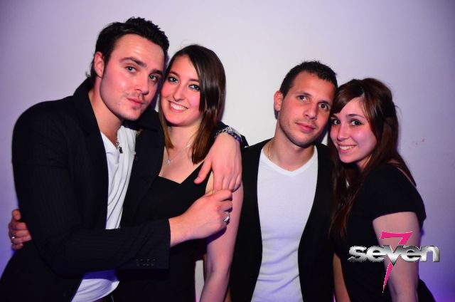 Cliquer pour voir l'image en taille réelle