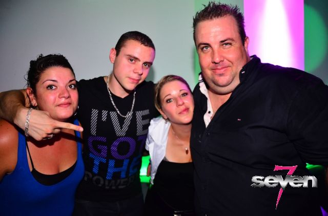 Cliquer pour voir l'image en taille réelle