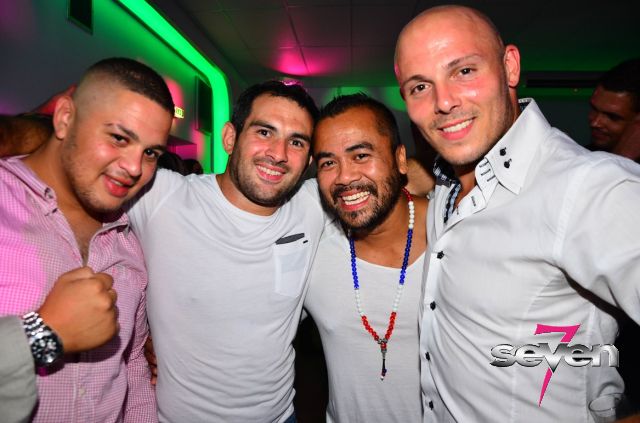 Cliquer pour voir l'image en taille réelle