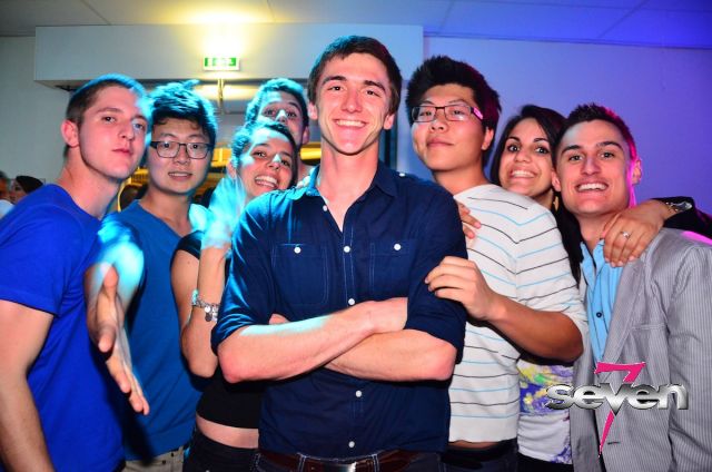 Cliquer pour voir l'image en taille réelle