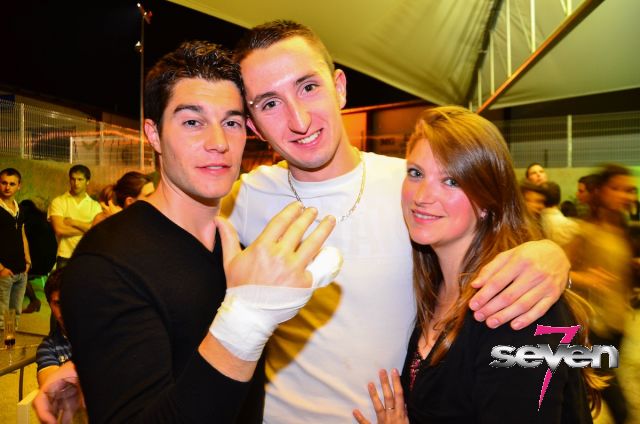 Cliquer pour voir l'image en taille réelle