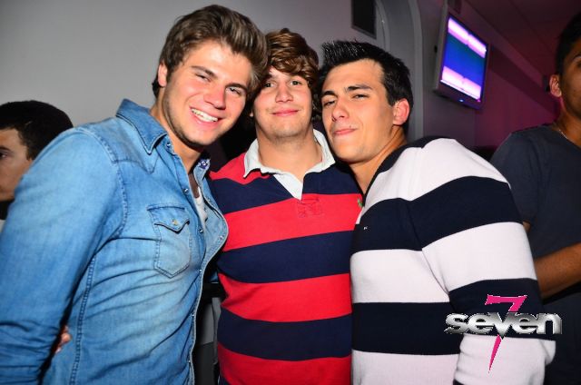 Cliquer pour voir l'image en taille réelle