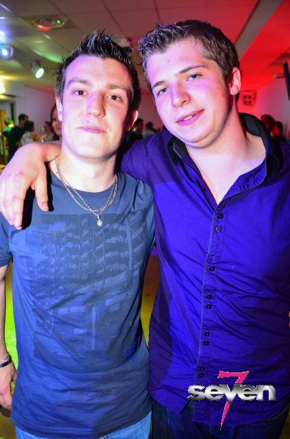 Cliquer pour voir l'image en taille réelle