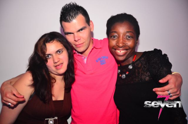 Cliquer pour voir l'image en taille réelle