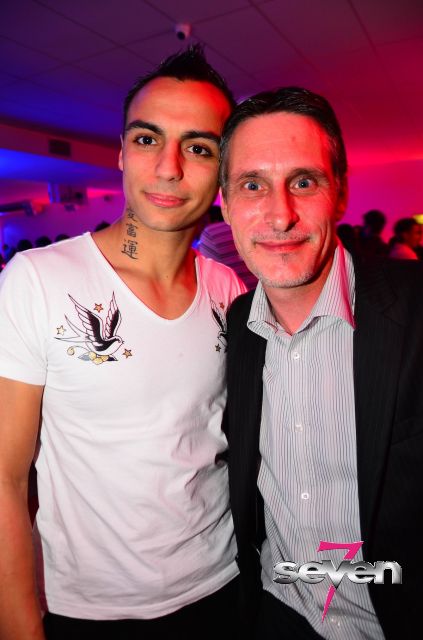 Cliquer pour voir l'image en taille réelle