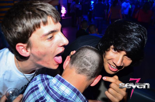 Cliquer pour voir l'image en taille réelle