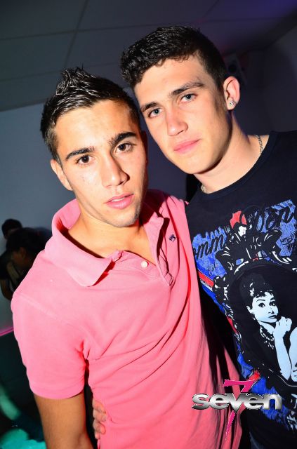 Cliquer pour voir l'image en taille réelle