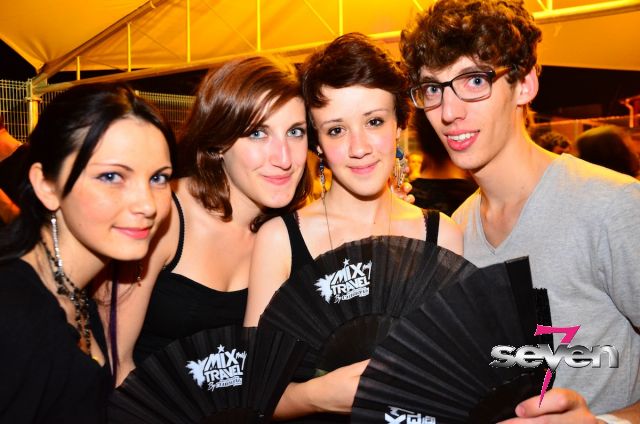 Cliquer pour voir l'image en taille réelle